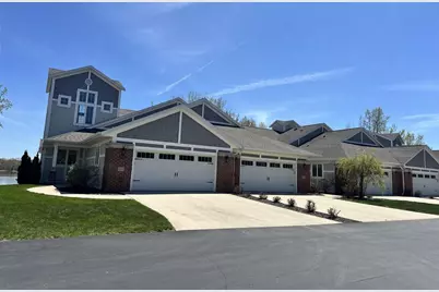 2621 Bay Harbor Circle, Green Bay, WI 54304 - Photo 1