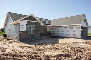 1403 Divinity Dr, De Pere, WI 54115 - Photo 2