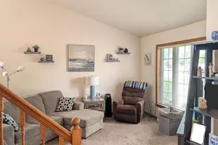 388 Rockrose Dr, Fond du Lac, WI 54935 - Photo 4