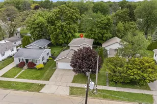 1324 W Bent Ave, Oshkosh, WI 54901 - Photo 50
