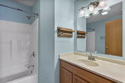 1324 W Bent Avenue, Oshkosh, WI 54901 - Photo 28