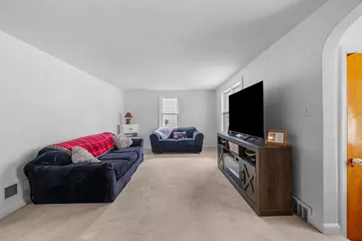 1932 N Division Street, Appleton, WI 54911 - Photo 4