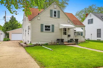 1932 N Division Street, Appleton, WI 54911 - Photo 2