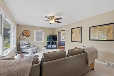 84 S Sallie Avenue, Fond du Lac, WI 54935 - Photo 2