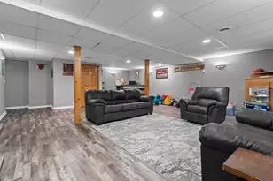 1433 W Roselawn Dr, Appleton, WI 54914 - Photo 26