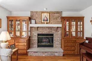 6457 Norfolk Ln, Racine, WI 53406 - Photo 4