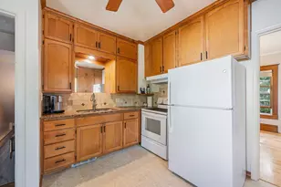 110 E Randall St, Appleton, WI 54911 - Photo 6
