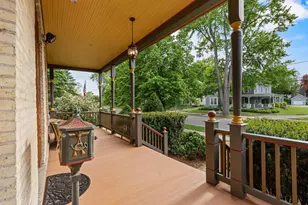 348 Naymut St, Menasha, WI 54952 - Photo 4