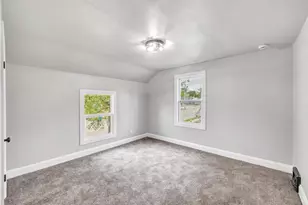 1242 Shawano Ave, Green Bay, WI 54303 - Photo 16