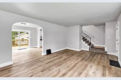 1242 Shawano Avenue, Green Bay, WI 54303 - Photo 6