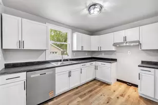 1242 Shawano Ave, Green Bay, WI 54303 - Photo 10