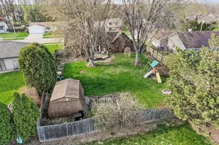 3033 E Canary St, Appleton, WI 54915 - Photo 46