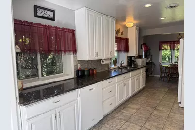2027 South Point Road, Green Bay, WI 54313 - Photo 24