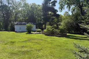2027 S Point Rd, Green Bay, WI 54313 - Photo 10