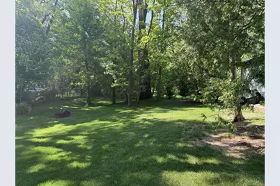 2027 South Point Road, Green Bay, WI 54313 - Photo 16