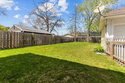 1028 W Summer Street, Appleton, WI 54914 - Photo 28