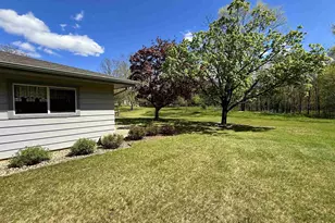 580 NW Cumberland St, Berlin, WI 54923 - Photo 52
