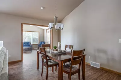 610 Harvest Trail, Appleton, WI 54913 - Photo 8