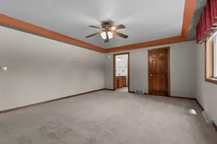 130 Hilltop Dr, Neenah, WI 54956 - Photo 26