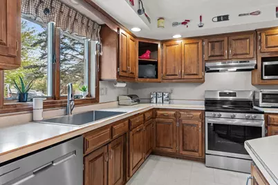 130 Hilltop Drive, Neenah, WI 54956 - Photo 26