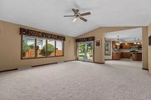 130 Hilltop Dr, Neenah, WI 54956 - Photo 24