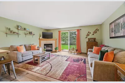 1300 Alpine Drive, Green Bay, WI 54311 - Photo 4