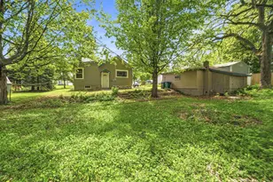 410 Granite St, Waupaca, WI 54981 - Photo 30