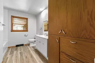813 Minerva St, Horicon, WI 53032 - Photo 24