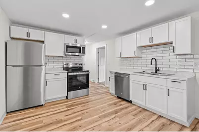 1322 Broad Street, Oshkosh, WI 54901 - Photo 2