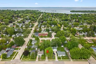 1322 Broad St, Oshkosh, WI 54901 - Photo 26