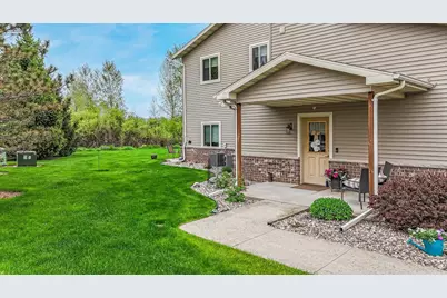 1072 W Willis Way, Appleton, WI 54913 - Photo 2