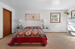 437 Silver Spring Dr, Green Bay, WI 54303 - Photo 20