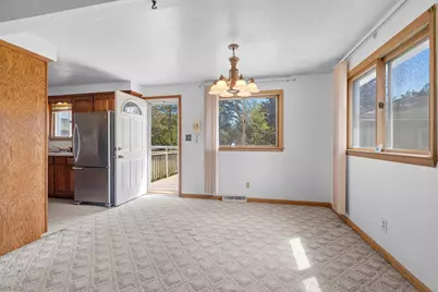 1652 Boland Road, Green Bay, WI 54303 - Photo 8