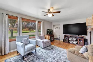 1157 S Fisk St, Green Bay, WI 54304 - Photo 4