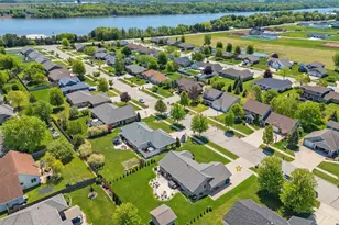 384 Southern Star Ln, De Pere, WI 54115 - Photo 66