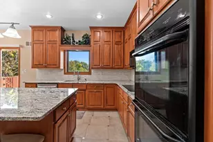1604 Meadow Wood Ct, Green Bay, WI 54313 - Photo 20