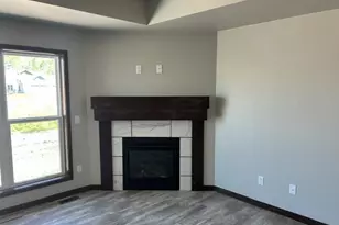 3646 E Gladiolus Pl, Appleton, WI 54913 - Photo 2