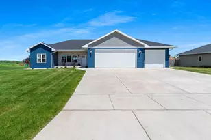 182 Meadowlark Ln, Luxemburg, WI 54217 - Photo 52
