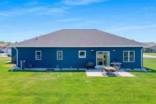 182 Meadowlark Ln, Luxemburg, WI 54217 - Photo 56