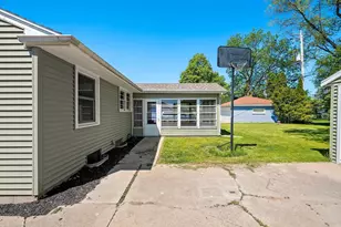 1006 E Lindbergh St, Appleton, WI 54911 - Photo 38