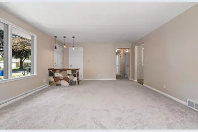 1006 E Lindbergh Street, Appleton, WI 54911 - Photo 8