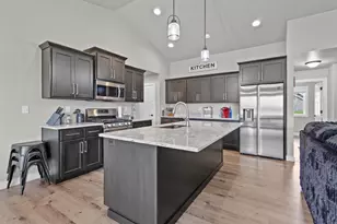 2909 Grand Cypress Ln, Green Bay, WI 54311 - Photo 16