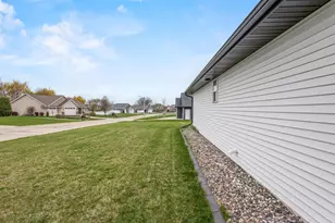 2909 Grand Cypress Ln, Green Bay, WI 54311 - Photo 42