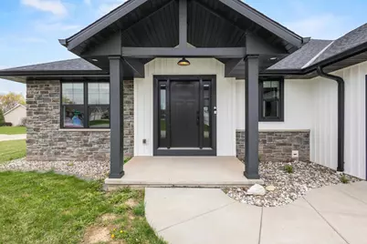2909 Grand Cypress Lane, Green Bay, WI 54311 - Photo 4