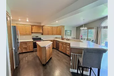 1395 Maricopa Drive, Oshkosh, WI 54904 - Photo 2