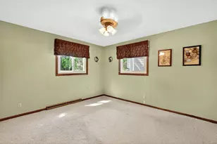 2214 Steward Ct, Sun Prairie, WI 53590 - Photo 36
