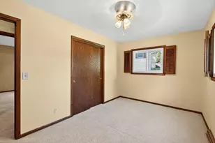 2214 Steward Ct, Sun Prairie, WI 53590 - Photo 32