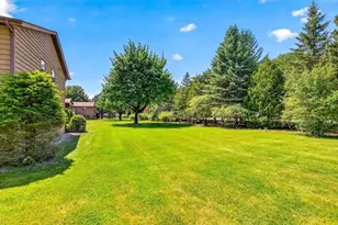 1135 Manor Dr, Neenah, WI 54956 - Photo 34