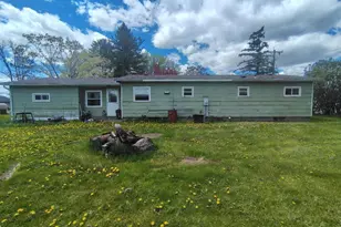 218 S Bills St, Augusta, WI 54722 - Photo 2