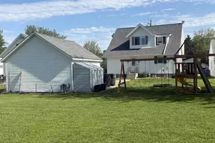 106 E State St, Bonduel, WI 54107 - Photo 34